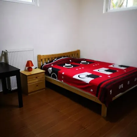 Wayne House *